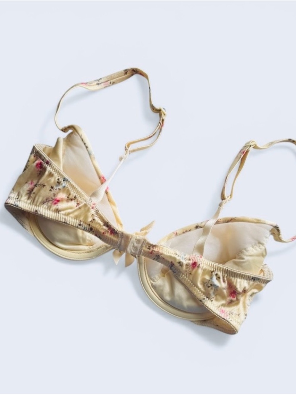 Vintage Victoria Secret  Underwire - Picture 2 of 3